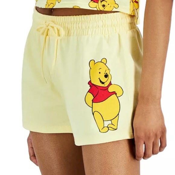 Disney Junior’s Buttercup Yellow Winnie The Pooh Shorts with Pink Shirt Graphic - Picture 6 of 8